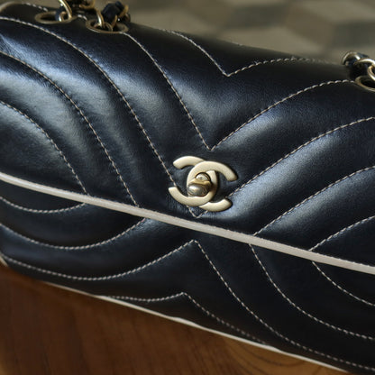 Vintage Chanel Two Tone Chervon wave stitching CC Turn lock Classic Flap Bag