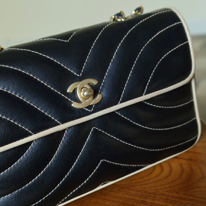 Vintage Chanel Two Tone Chervon wave stitching CC Turn lock Classic Flap Bag