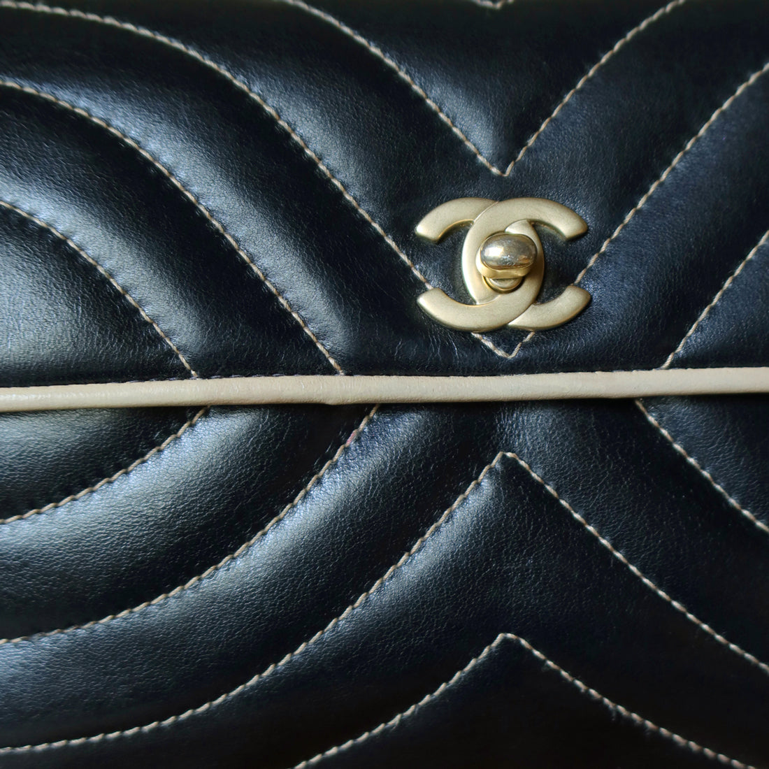 Vintage Chanel Two Tone Chervon wave stitching CC Turn lock Classic Flap Bag
