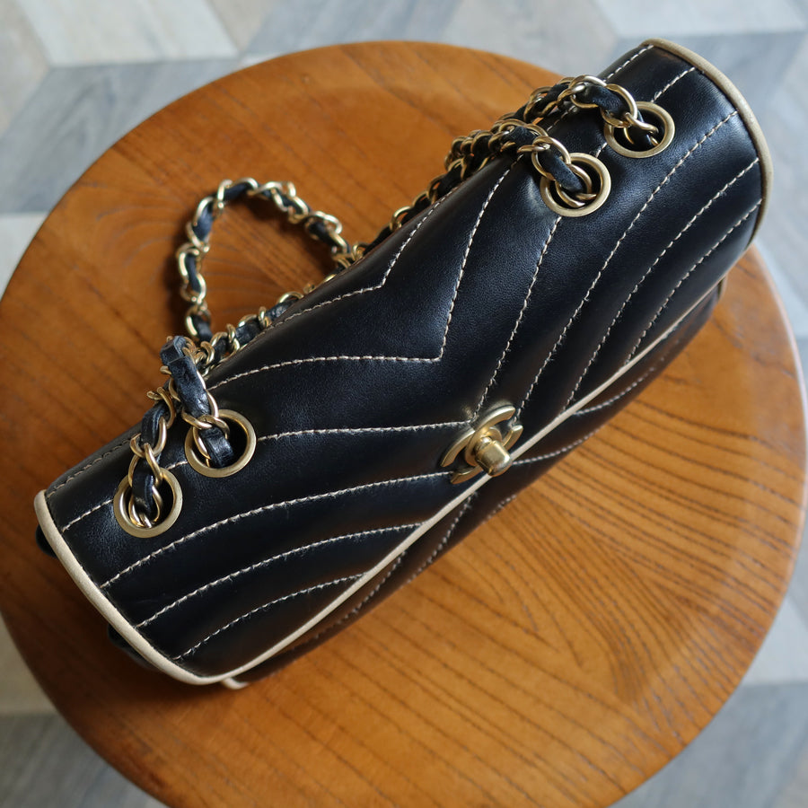 Vintage Chanel Two Tone Chervon wave stitching CC Turn lock Classic Flap Bag