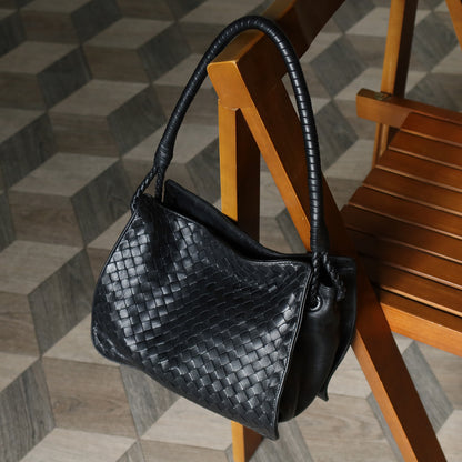 Bottega Veneta Vintage Black Intrecciato Ring Braided Strap Shoulder Bag