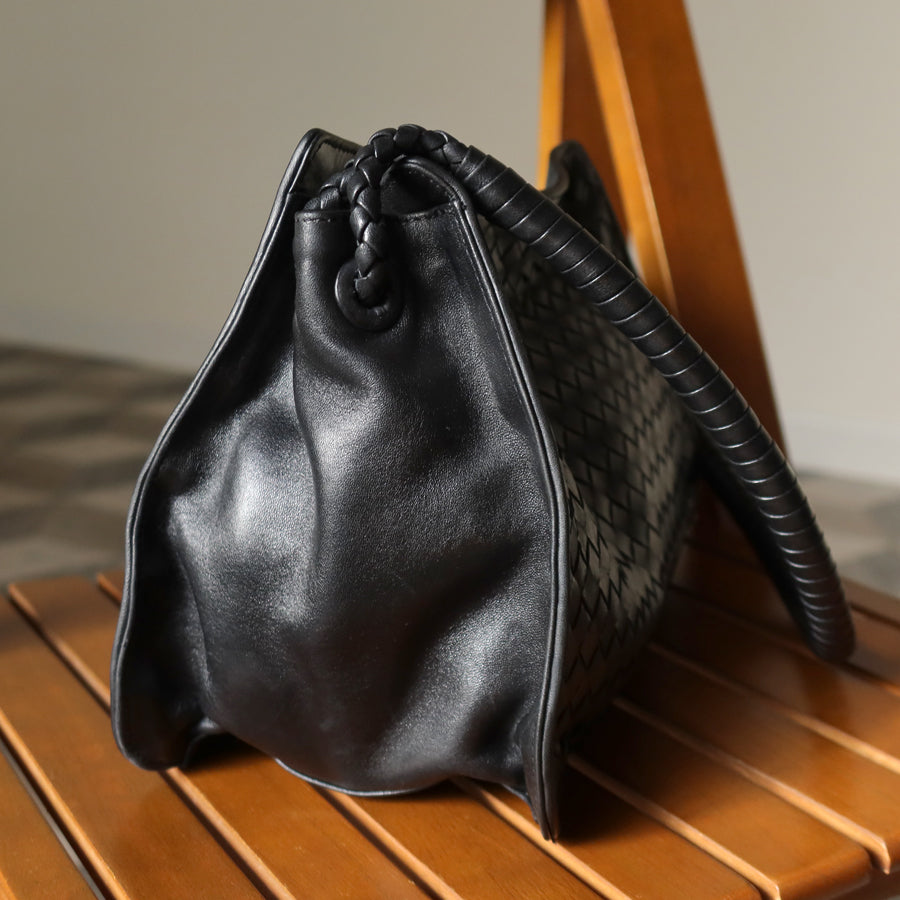 Bottega Veneta Vintage Black Intrecciato Ring Braided Strap Shoulder Bag