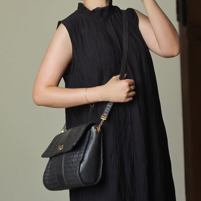 Bottega Veneta Vintage Dusty Navy Intrecciato Leather Turn Lock 2way Flap Bag
