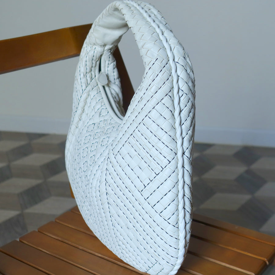 Bottega Veneta Vintage White Navy stitching Intrecciato Veneta Hobo Shoulder Bag
