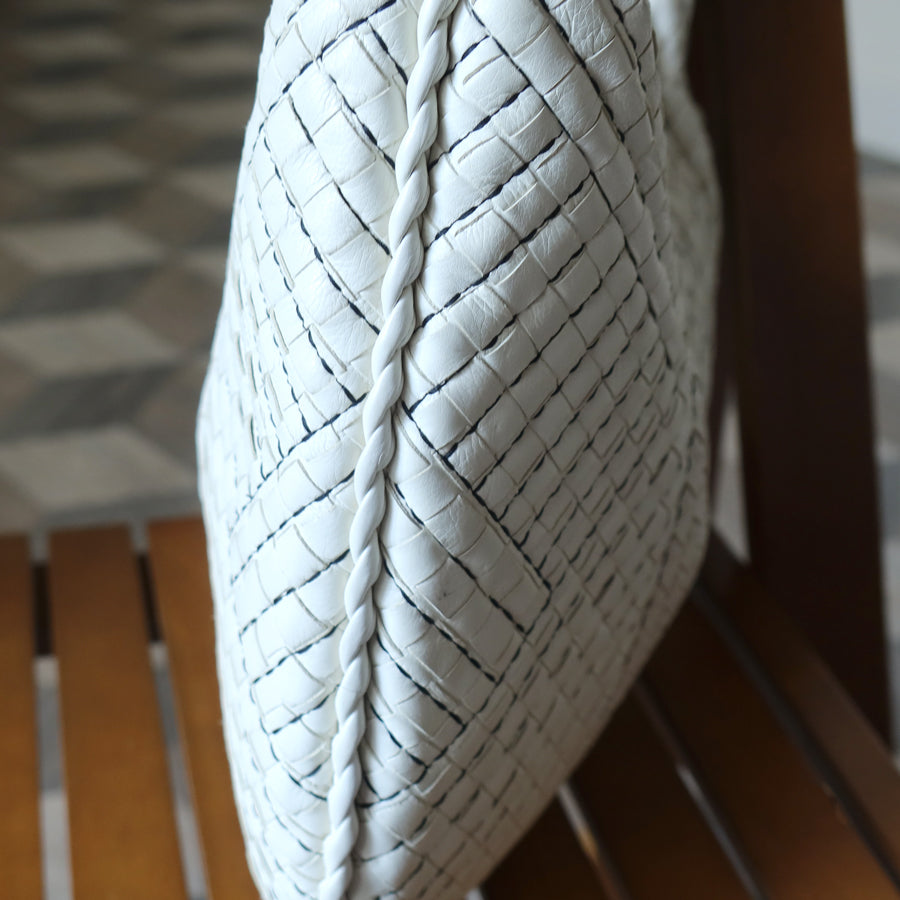 Bottega Veneta Vintage White Navy stitching Intrecciato Veneta Hobo Shoulder Bag