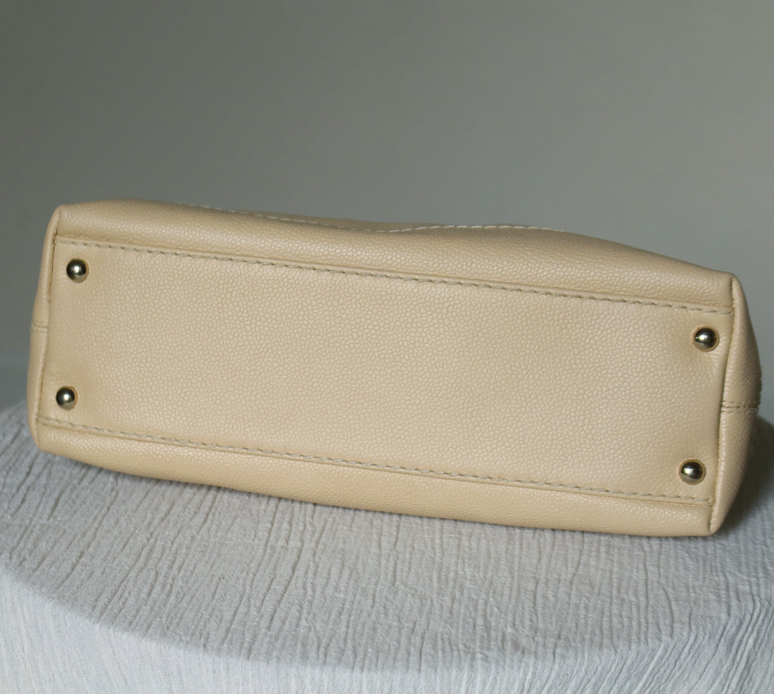 Chanel Vintage Beige Caviar Leather Coco Mark Hobo Shoulder Bag
