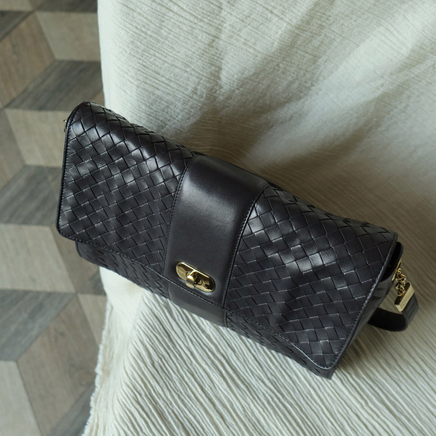 Bottega Veneta Vintage Dusty Navy Intrecciato Leather Turn Lock 2way Flap Bag