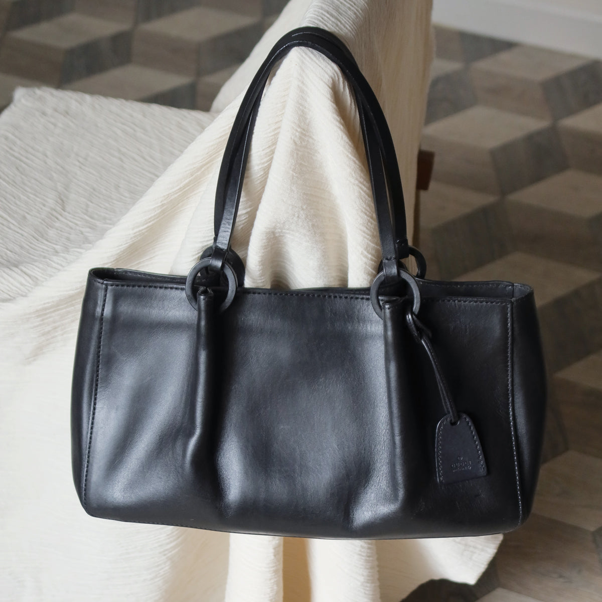 Gucci Vintage Black Leather Daily Tote Shoulder Bag with Gucci Charm M