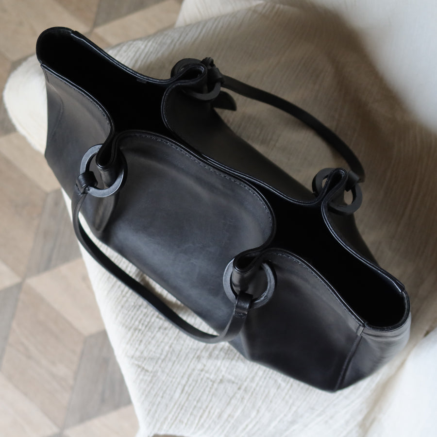 Gucci Vintage Black Leather Daily Tote Shoulder Bag with Gucci Charm M