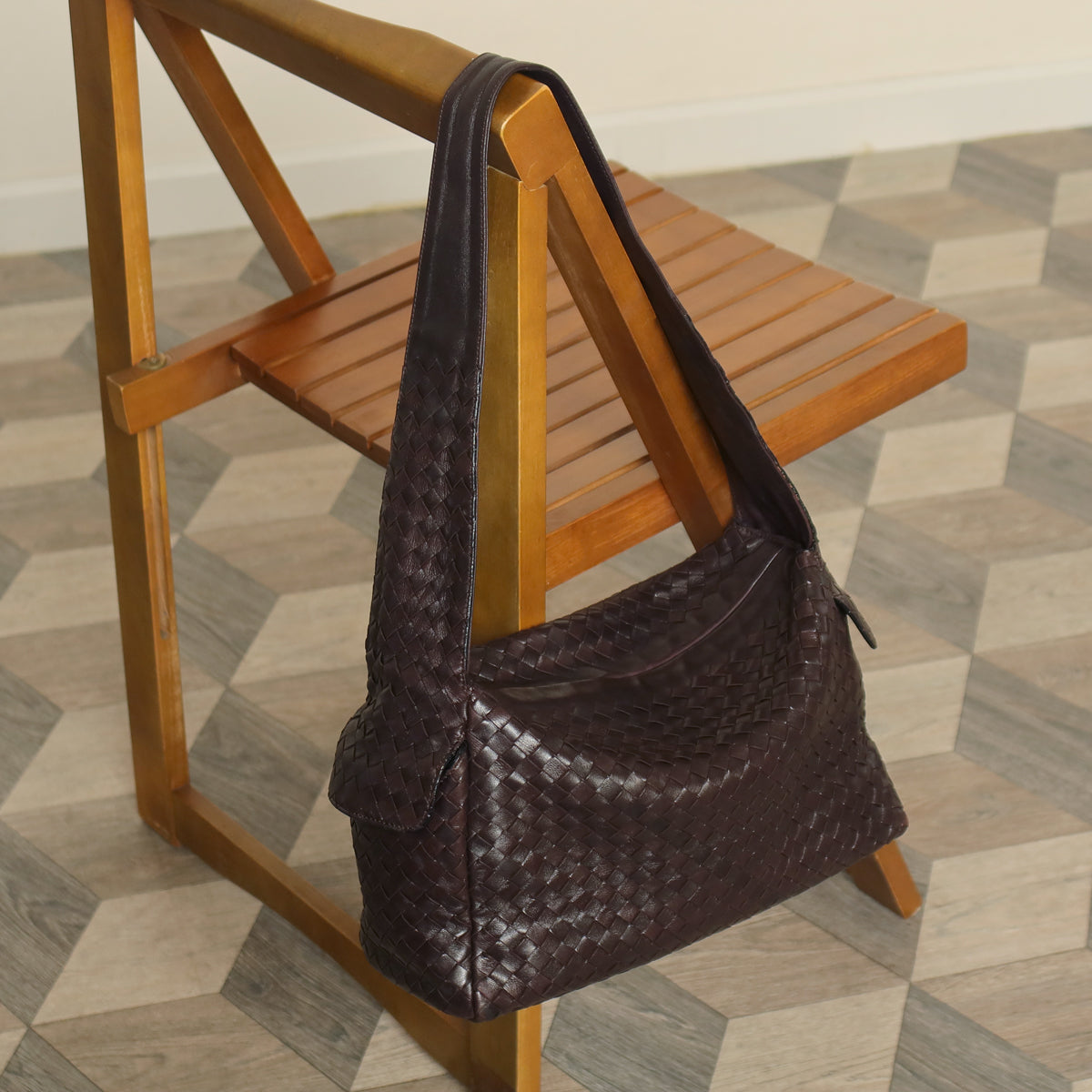 Bottega Veneta Vintage Dark Brown Intrecciato Weave Long Strap Hobo Shoulder Bag