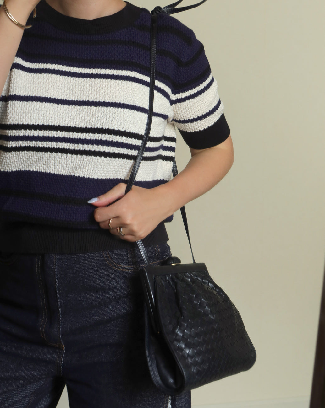 Bottega Veneta Vintage Black Intrecciato Weave Kiss Lock 2way Crossbody Bag