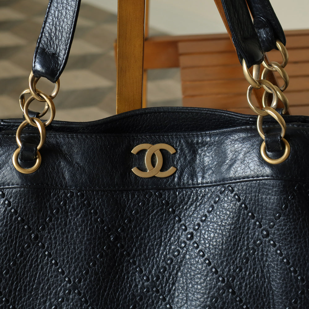 Chanel Vintage Black Diamond Stitched CC mark Large Shoulder Tote Bag