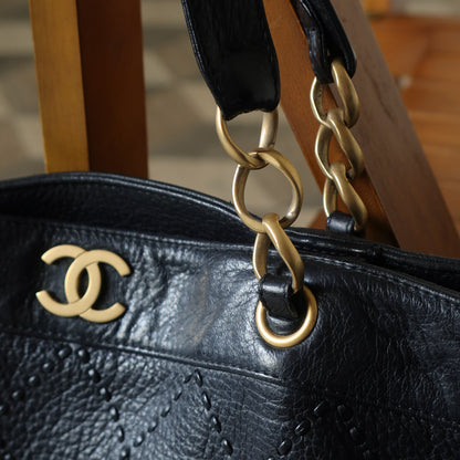 Chanel Vintage Black Diamond Stitched CC mark Large Shoulder Tote Bag