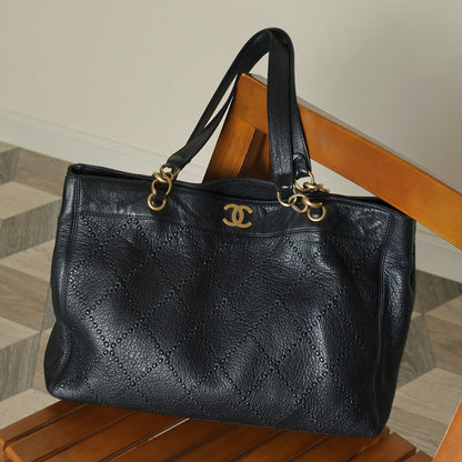 Chanel Vintage Black Diamond Stitched CC mark Large Shoulder Tote Bag