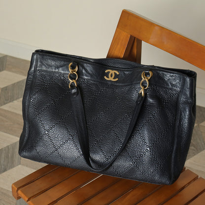 Chanel Vintage Black Diamond Stitched CC mark Large Shoulder Tote Bag