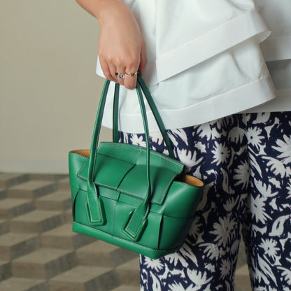 Bottega Veneta Vintage Green Calfskin Maxi Intrecciato Mini Arco 2way Tote Bag