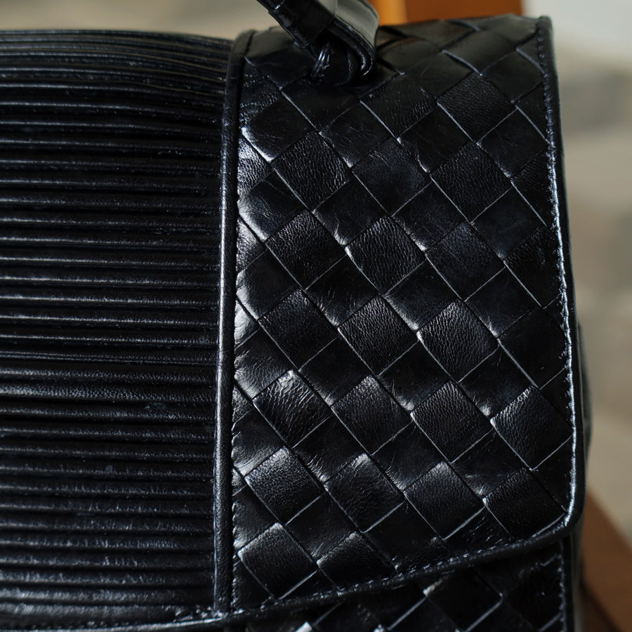 Bottega Veneta Vintage Black Glossy Leather Intrecciato Weave Top Handle Bag