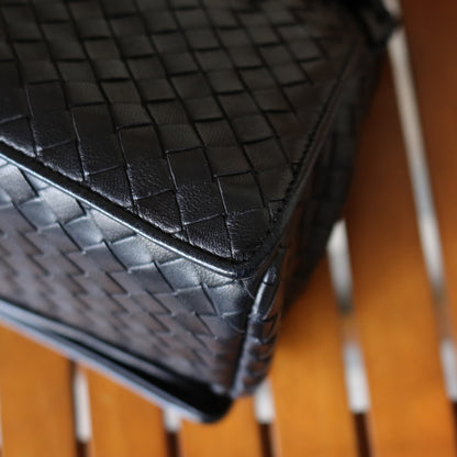 Bottega Veneta Vintage Black Intrecciato Twisted Strap Double Flap Shoulder Bag S