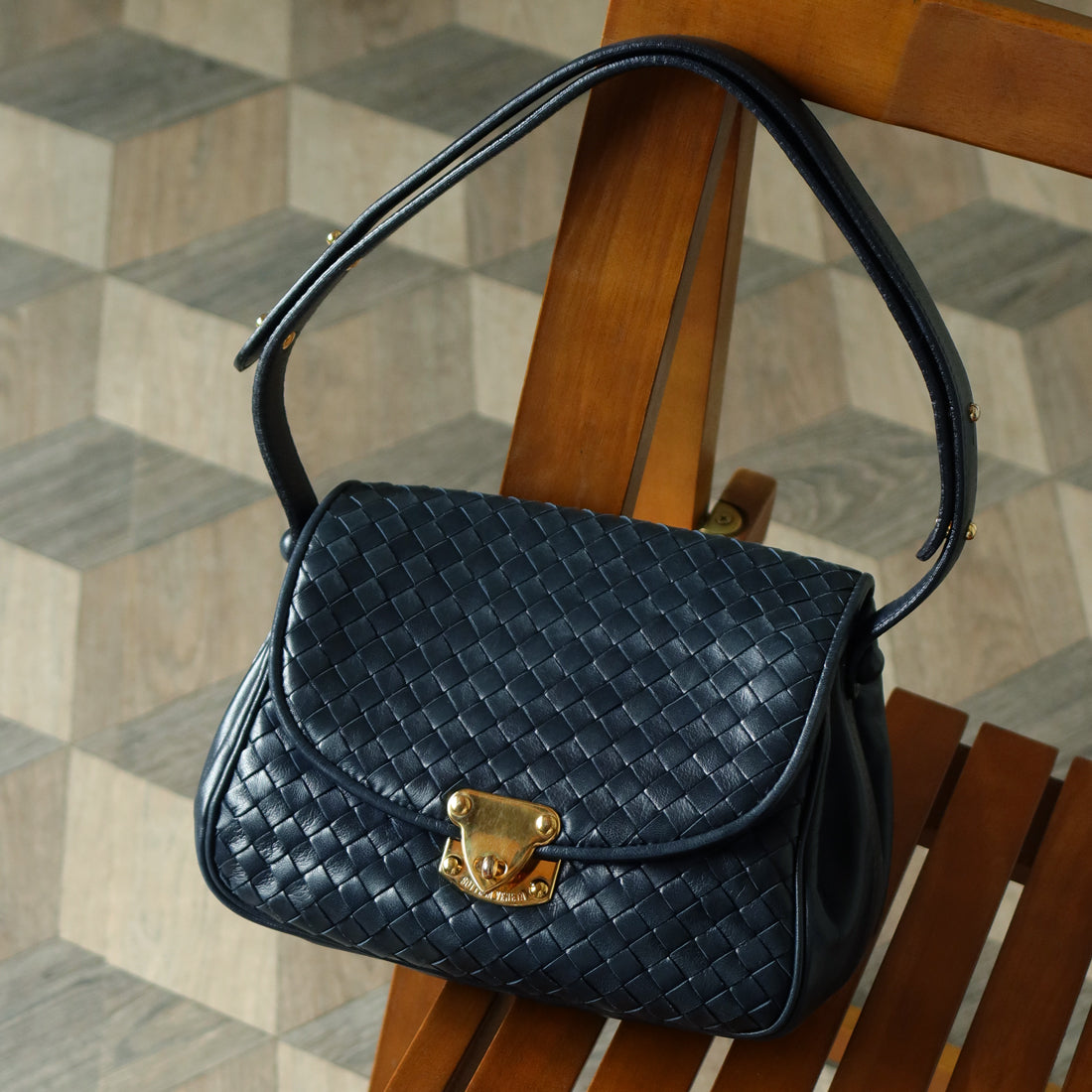 Bottega Veneta Vintage Dark Navy Intrecciato Gold turn lock 2way Shoulder Flap Bag