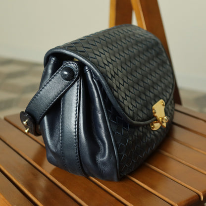 Bottega Veneta Vintage Dark Navy Intrecciato Gold turn lock 2way Shoulder Flap Bag