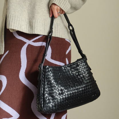 Rare Bottega Veneta Vintage Black Intrecciato knots Ring Strap Shoulder Bag