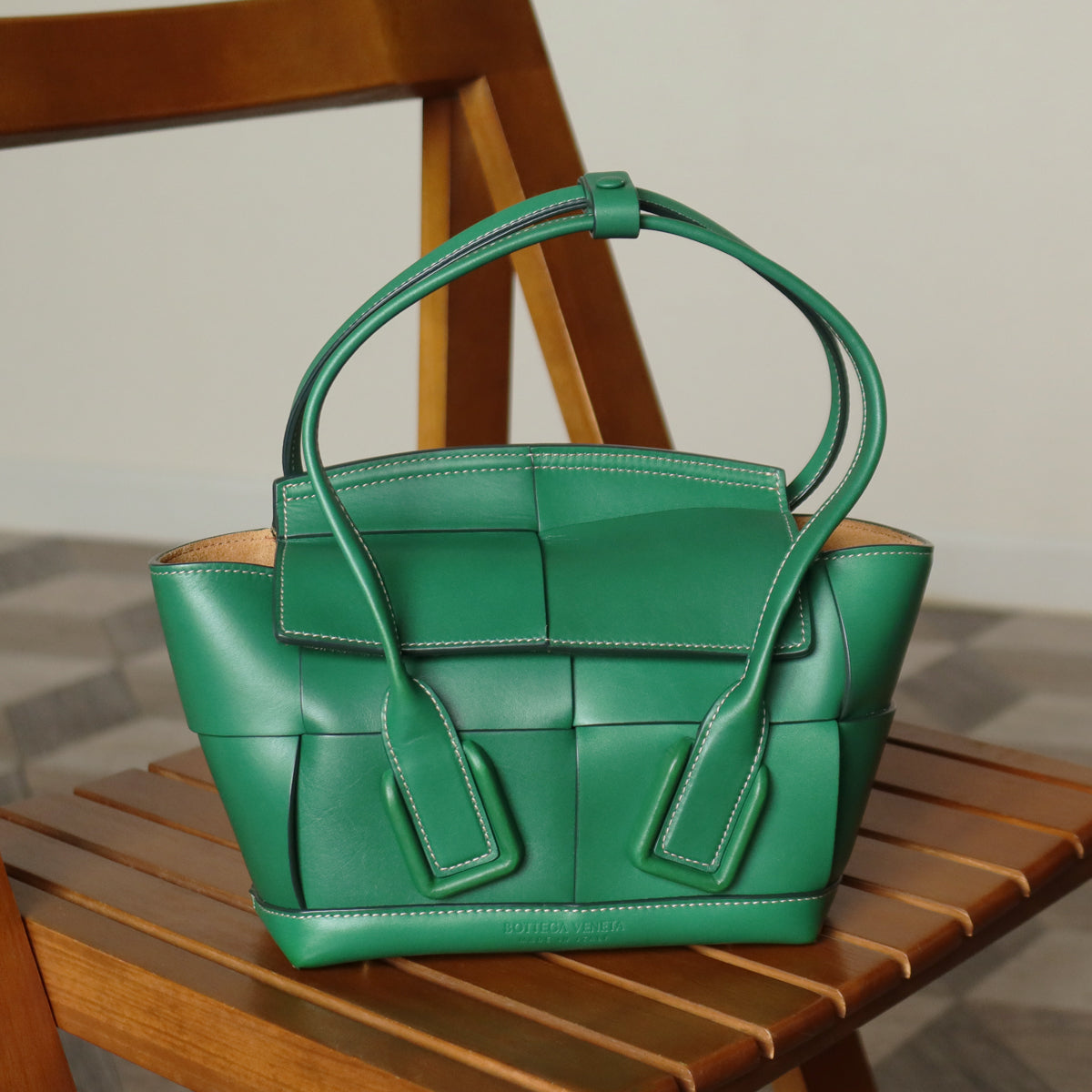 Bottega Veneta Vintage Green Calfskin Maxi Intrecciato Mini Arco 2way Tote Bag