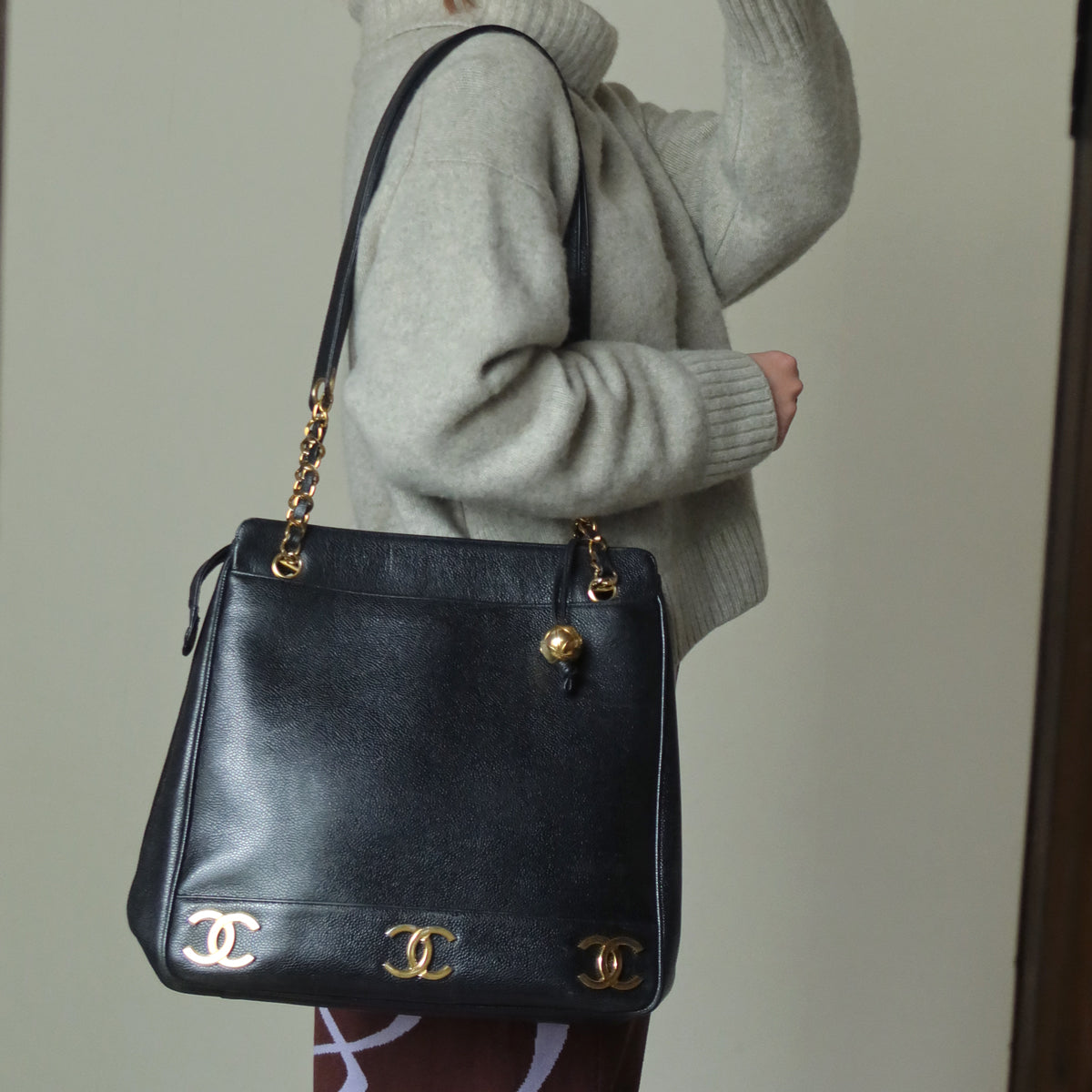 Vintage Chanel Black Caviar 24k Chain Triple CC mark Shoulder Tote Bag