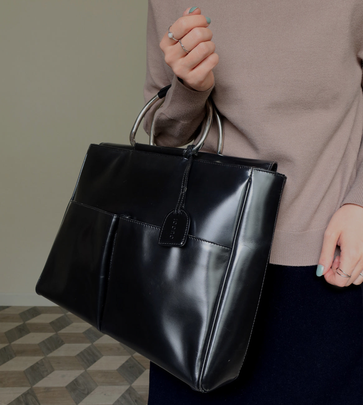 Gucci Vintage Black Patent Leather Ring Handles Travel Work Bag