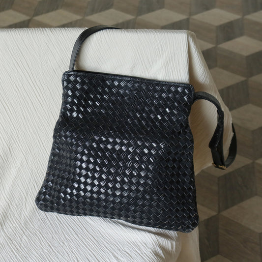 Rare Bottega Veneta Vintage Black Leather Double Intrecciato Weave Shoulder Bag