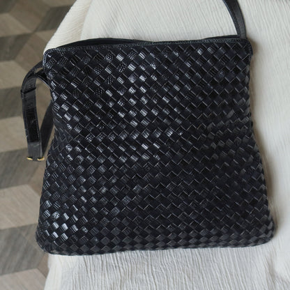 Rare Bottega Veneta Vintage Black Leather Double Intrecciato Weave Shoulder Bag