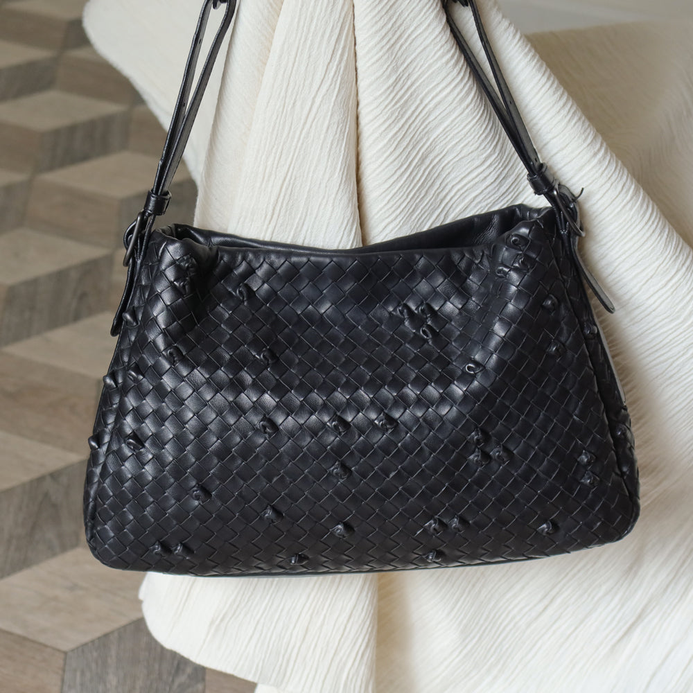 Rare Bottega Veneta Vintage Black Intrecciato knots Ring Strap Shoulder Bag