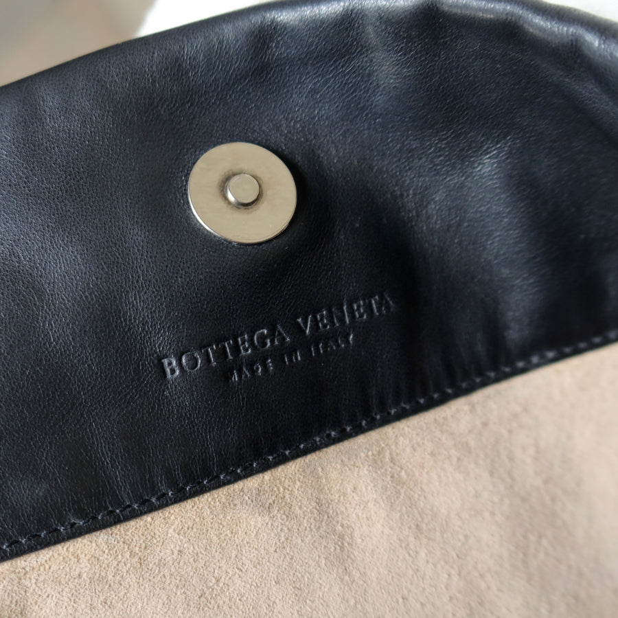 Rare Bottega Veneta Vintage Black Intrecciato knots Ring Strap Shoulder Bag