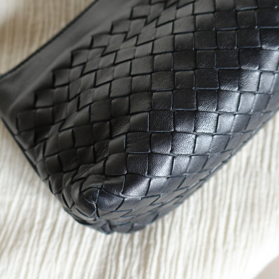 Bottega Veneta Vintage Black Intrecciato Weave Mini Pochette Clutch Shoulder Bag S