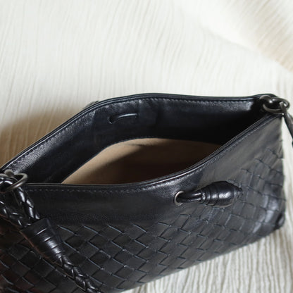 Bottega Veneta Vintage Black Intrecciato Weave Mini Pochette Clutch Shoulder Bag S