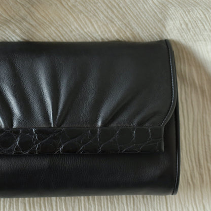 Gucci Vintage Black Leather Ruffled East West 2way Clutch Shoulder Bag