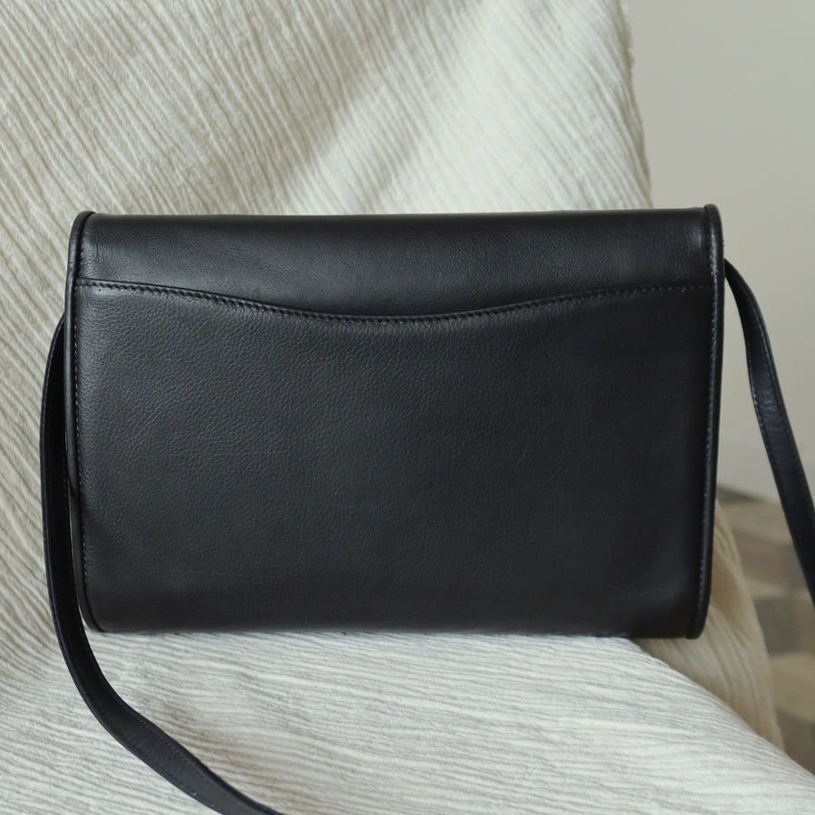 Gucci Vintage Black Leather Ruffled East West 2way Clutch Shoulder Bag