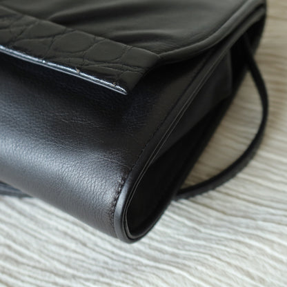 Gucci Vintage Black Leather Ruffled East West 2way Clutch Shoulder Bag