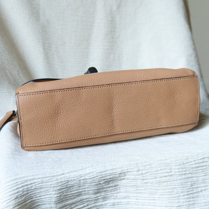 Gucci Vintage Bamboo Turn lock Brown Tan Leather Small Daily Crossbody Bag
