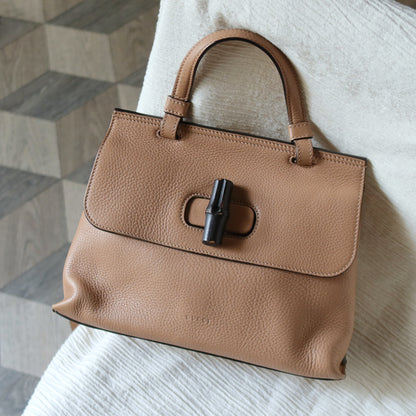 Gucci Vintage Bamboo Turn lock Brown Tan Leather Small Daily Crossbody Bag