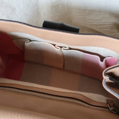Gucci Vintage Bamboo Turn lock Brown Tan Leather Small Daily Crossbody Bag