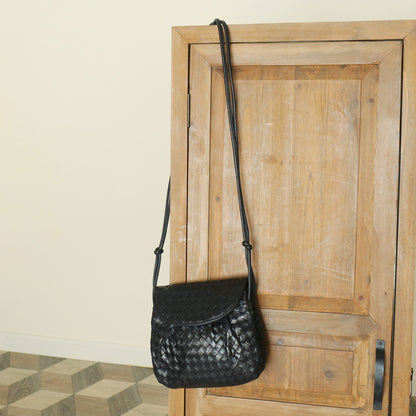 Bottega Veneta Vintage Black Intrecciato Weave Pouch Crossbody Shoulder Bag