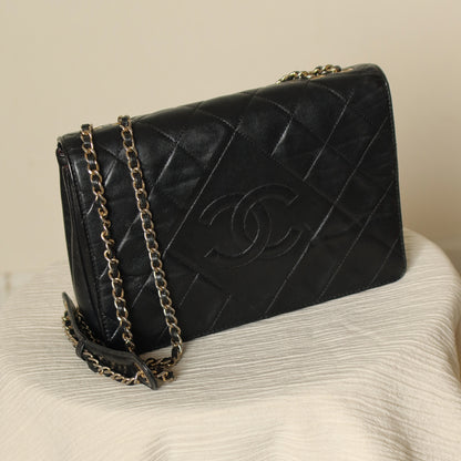 Vintage Chanel Black Lambskin Diamond Quilted CC Classic Full Flap Bag