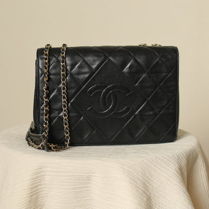 Vintage Chanel Black Lambskin Diamond Quilted CC Classic Full Flap Bag