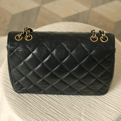Vintage Chanel Black Lambskin Diamond Quilted CC Classic Full Flap Bag