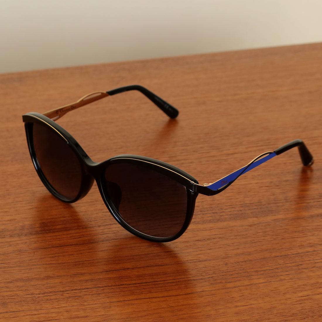 Christian Dior Cat Eye Metal Eyes 1F Sunglasses in Black and Royal Blue