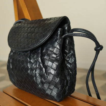 Bottega Veneta Vintage Black Intrecciato Weave Pouch Crossbody Shoulder Bag