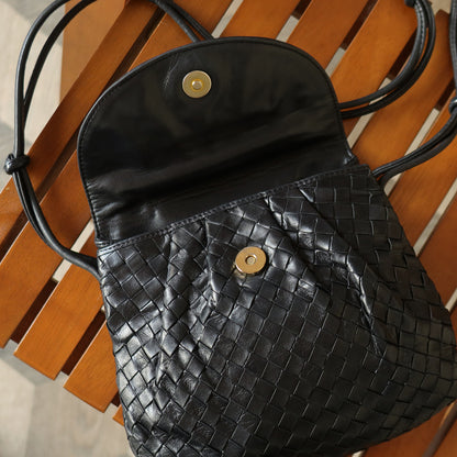 Bottega Veneta Vintage Black Intrecciato Weave Pouch Crossbody Shoulder Bag