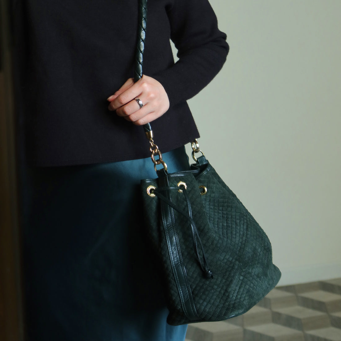 Bottega Veneta Vintage Dark Green Intrecciato Weave Braided Strap Bucket Bag