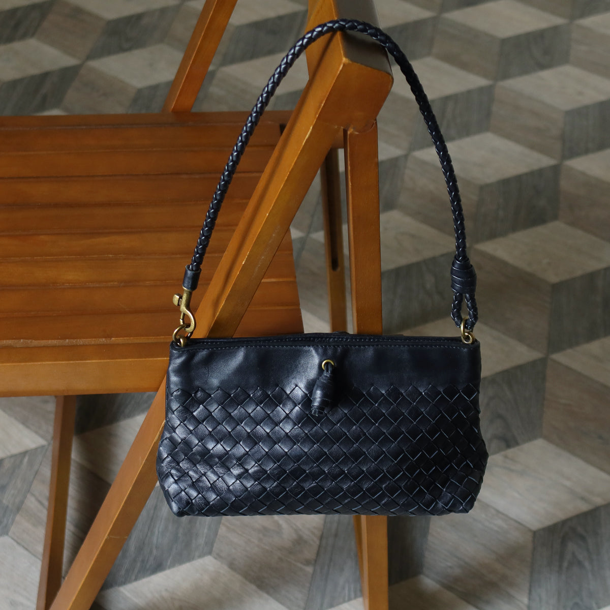 Bottega Veneta Vintage Black Intrecciato Weave Pochette Clutch Shoulder Bag