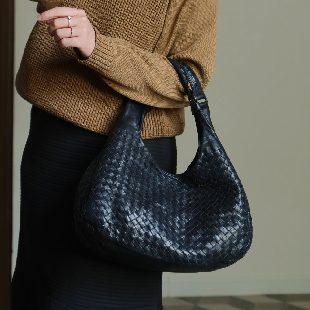 Bottega Veneta Vintage Black Leather Intrecciato Campana Hobo Shoulder Bag N